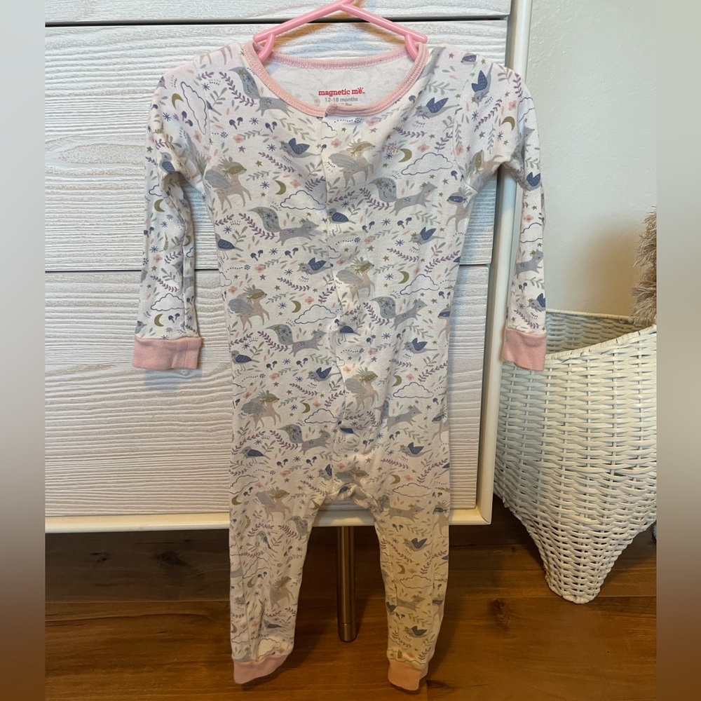 Magnetic Me Sleeper